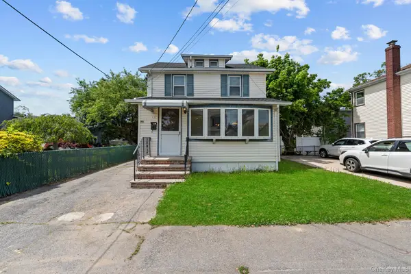 1 Lewis Place, Lynbrook, NY 11563