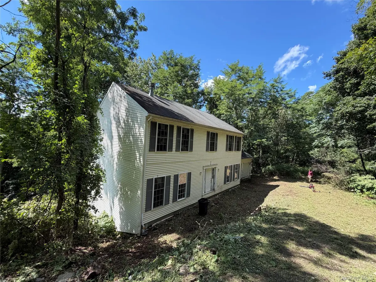 33 Wayne Way, White Plains, NY 10607 - #1