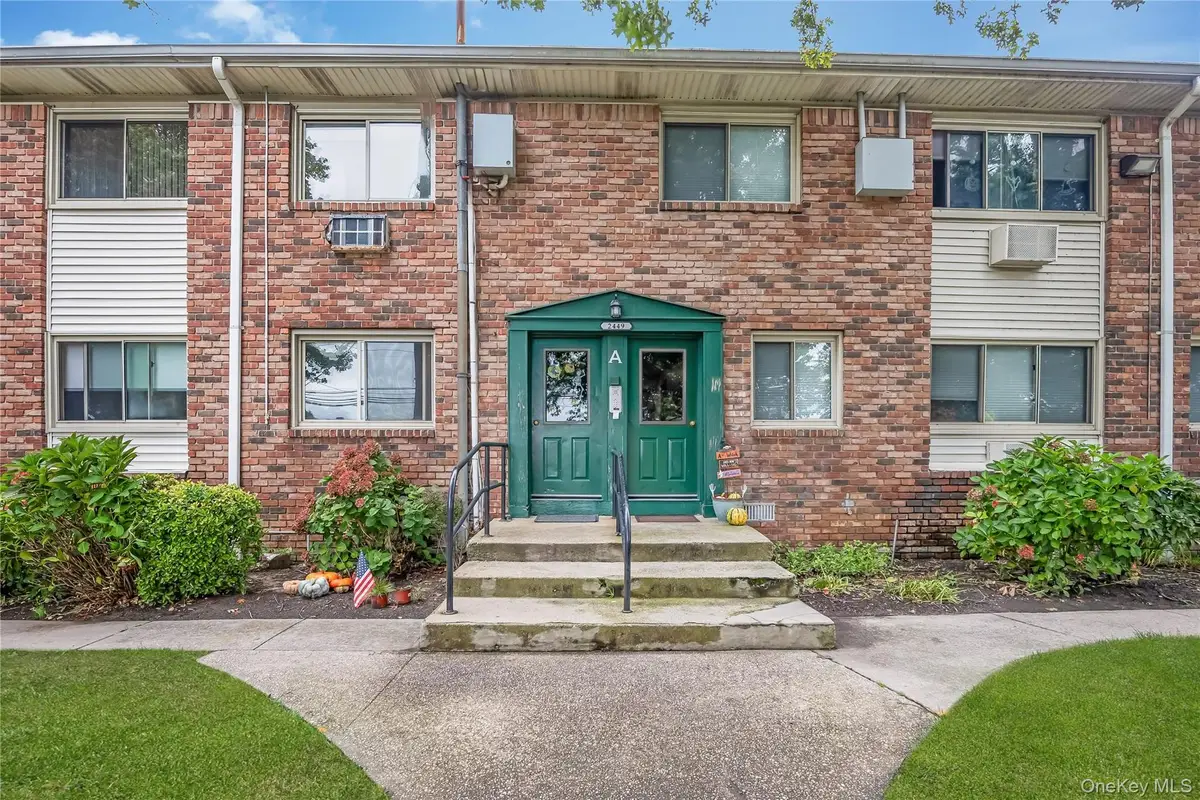 2449 Union Blvd #21A, Islip, NY 11751 - #1