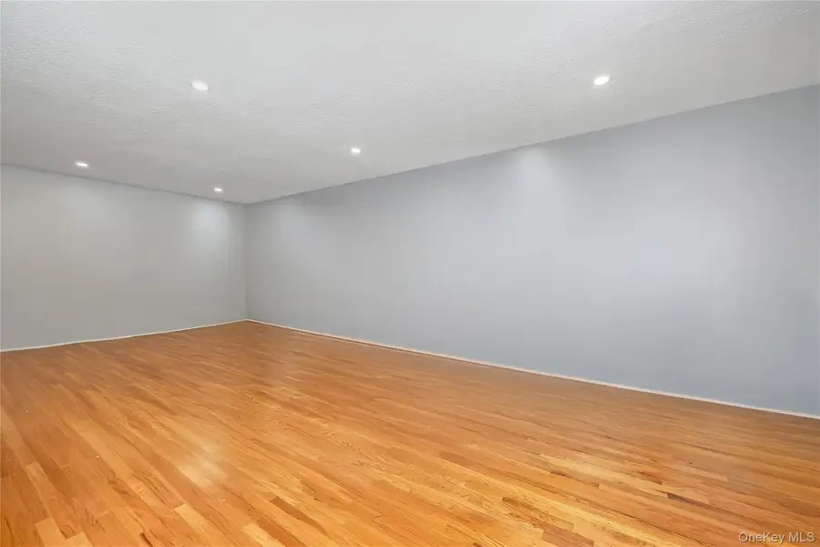 2449 Union Blvd #21A, Islip, NY 11751 - #3