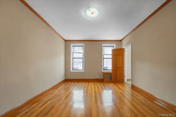 4333 48th Street #2H, Sunnyside, NY 11104