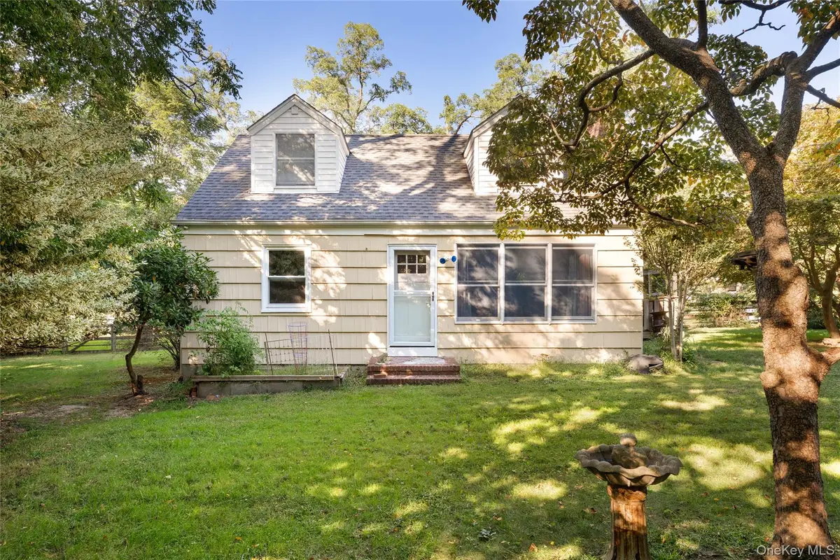 4 Acacia Road, Rocky Point, NY 11778 - #1