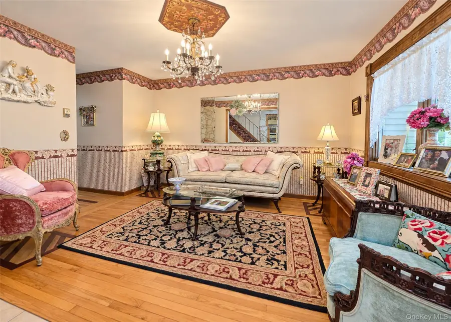 122 Evergreen Avenue, Medford, NY 11763 - #2