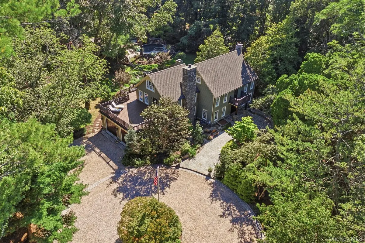 1 Evans Lane, Setauket, NY 11733 - #1