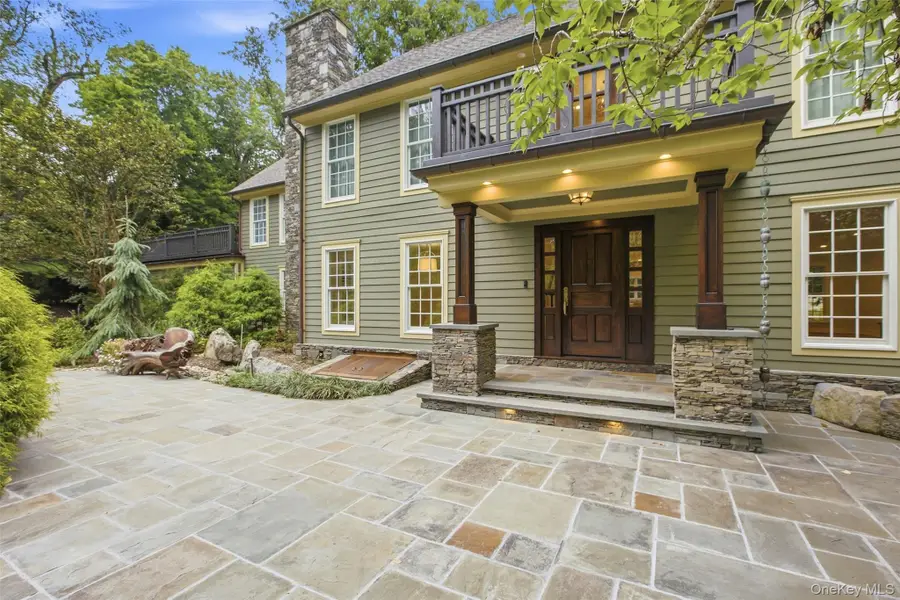 1 Evans Lane, Setauket, NY 11733 - #2