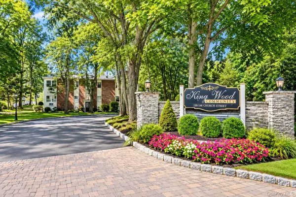 140 Church Street #3C, Kings Park, NY 11754