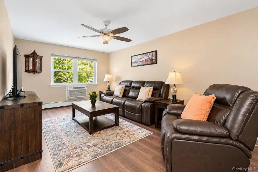 140 Church Street #3C, Kings Park, NY 11754 - #3