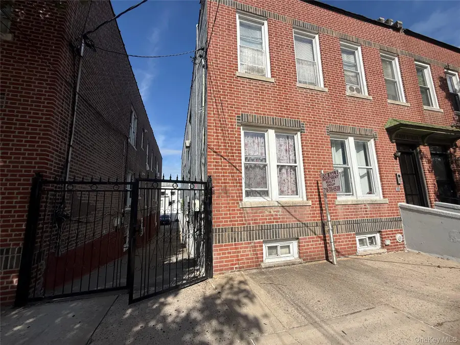 851 E 228th Street, Bronx, NY 10466 - #2