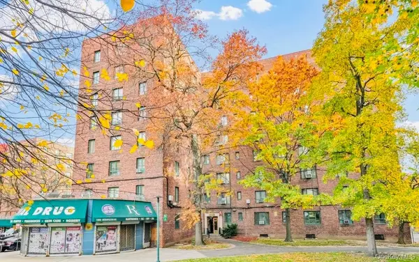 1504 Metropolitan Avenue #4H, Bronx, NY 10462