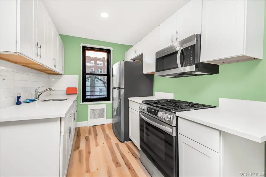 75 W 238th Street #3H, Bronx, NY 10463 - #2