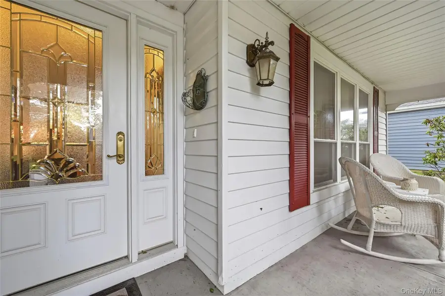 473 Stratford Lane, Ridge, NY 11961 - #2
