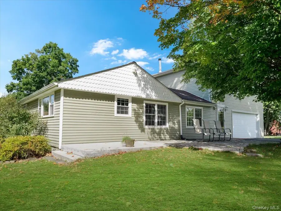 8 Acorn Drive, Montgomery, NY 12586 - #3