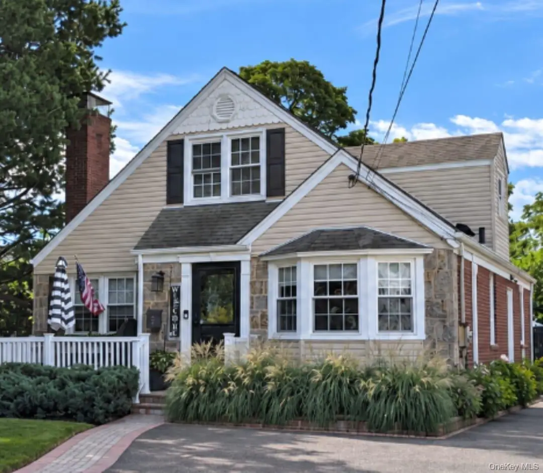 2 Windsor Place, Lynbrook, NY 11563 - #1