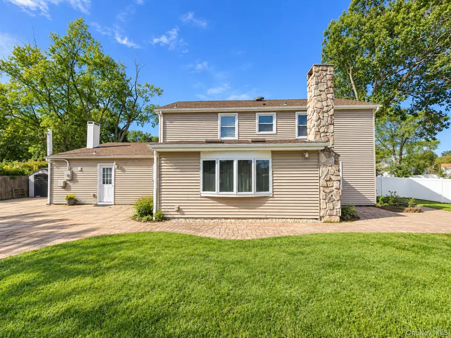 2 Teton Place, Lake Grove, NY 11755 - #3