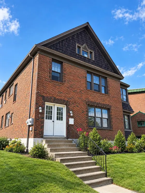 6 View Avenue, Call Listing Agent, NY 12209