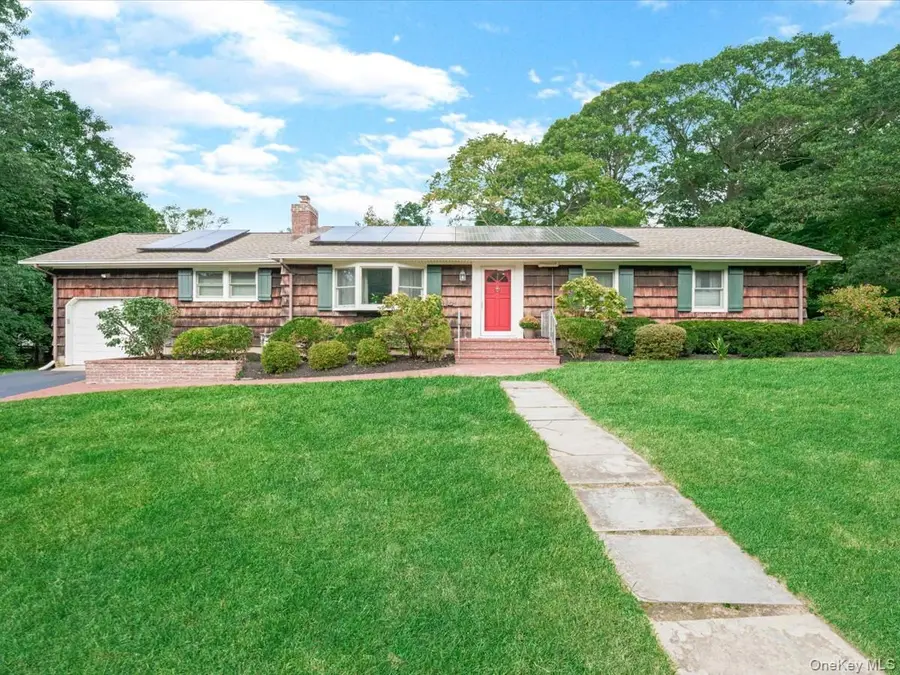 7 Sharon Avenue, East Setauket, NY 11733 - #3