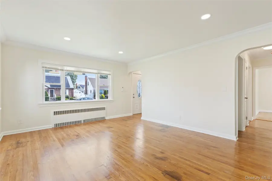 48 Milburn Avenue, Hempstead, NY 11550 - #2