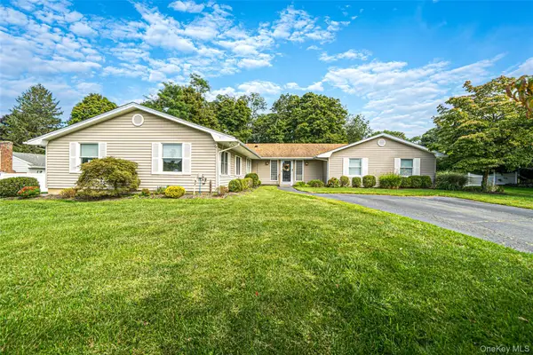 3 Stacy Court, Port Jefferson, NY 11777