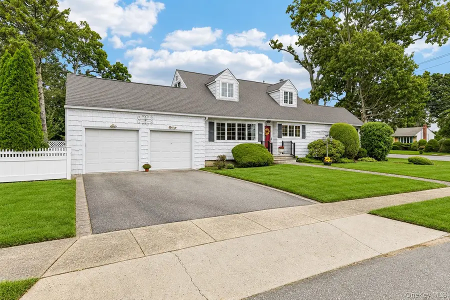 99 Harmony Drive, Massapequa Park, NY 11762 - #2