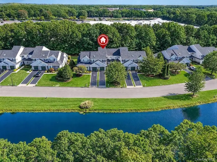 23 Willow Wood Drive, East Setauket, NY 11733 - #3