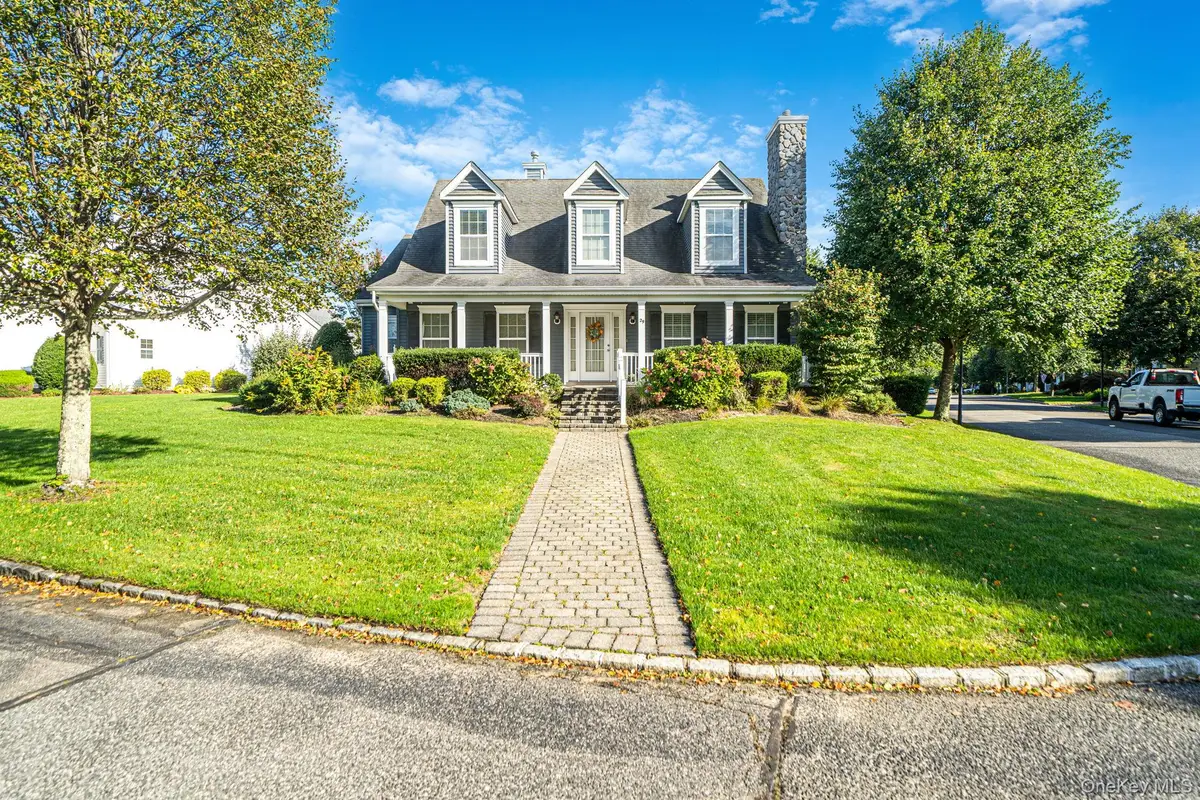 29 Golden Spruce Drive, Calverton, NY 11933 - #1