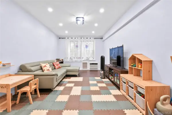 26-25 Union Street #1C, Flushing, NY 11354