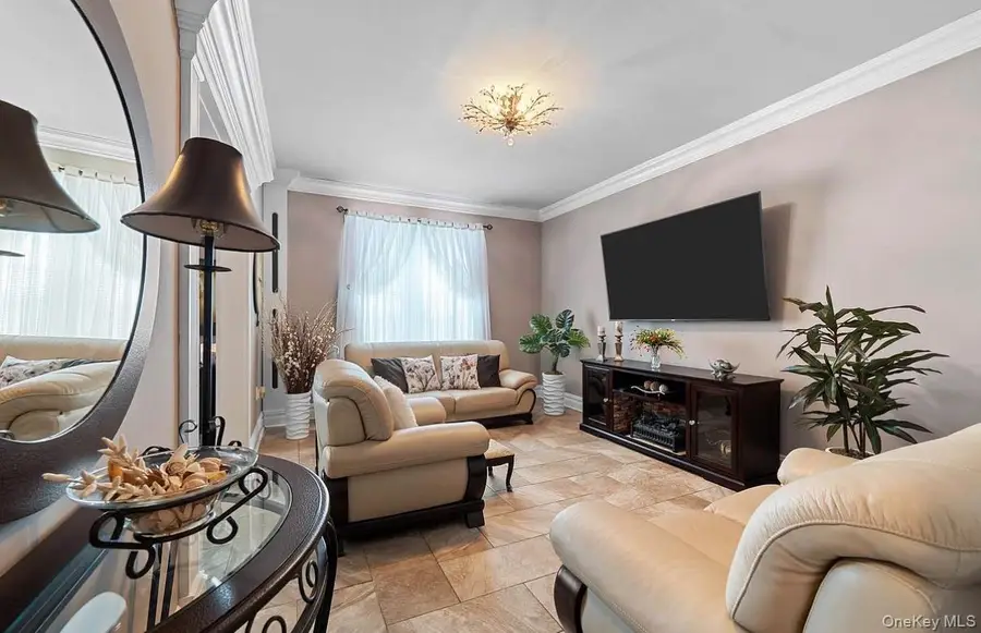 9031 Fort Hamilton Parkway #5G, Brooklyn, NY 11209 - #3