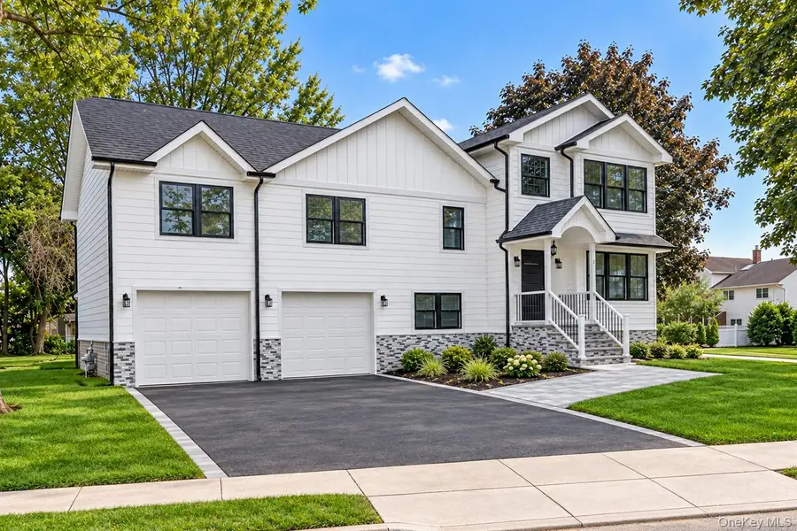 2 Circle Drive, Syosset, NY 11791 - #2