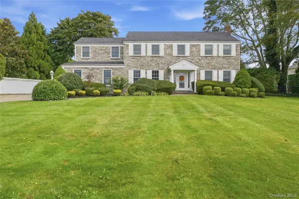 15 Saltmeadow Lane, Bayport, NY 11705