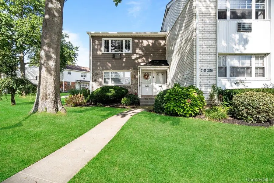 3113 Wilshire #3113, Oakdale, NY 11769 - #3