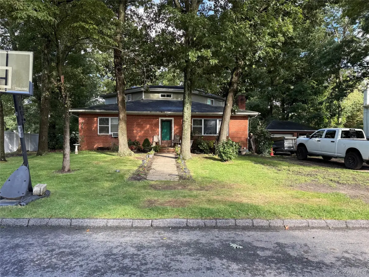 45 Summit Drive, Smithtown, NY 11787 - #1