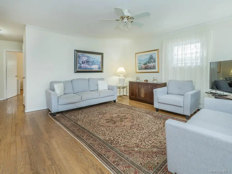 44 Corchaug Avenue, Port Washington, NY 11050 - #3