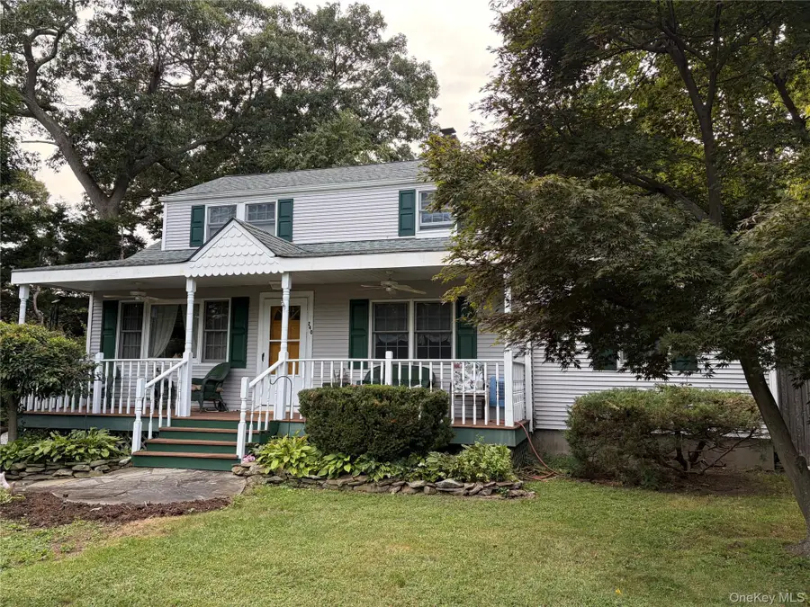 240 Washington Avenue, Saint James, NY 11780 - #3