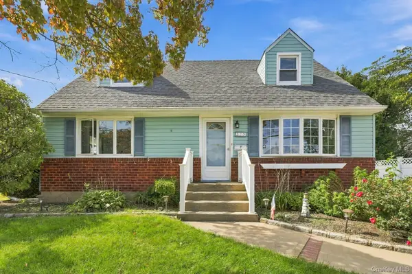 375 Catskill Avenue, Copiague, NY 11726
