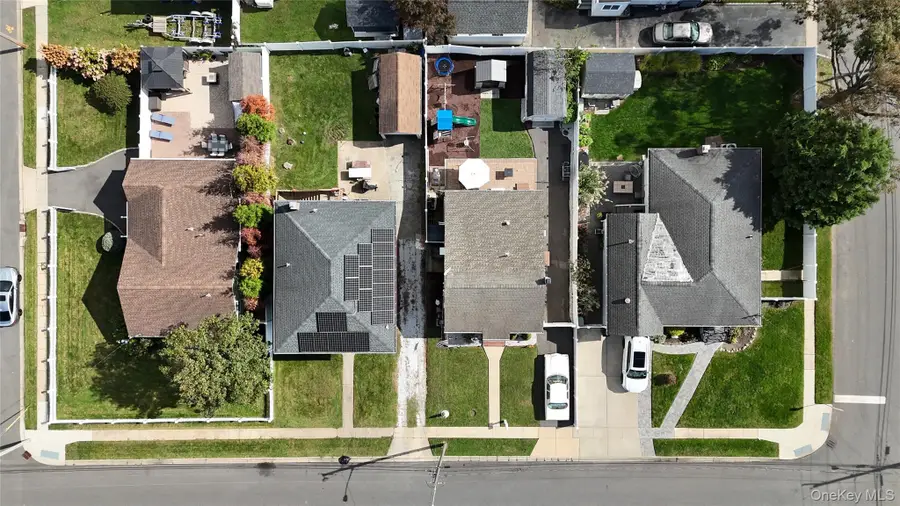 101 Miramar Boulevard, Lindenhurst, NY 11757 - #2