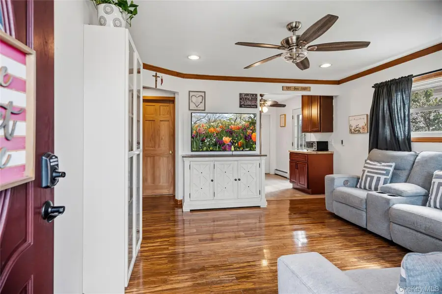 101 Miramar Boulevard, Lindenhurst, NY 11757 - #3