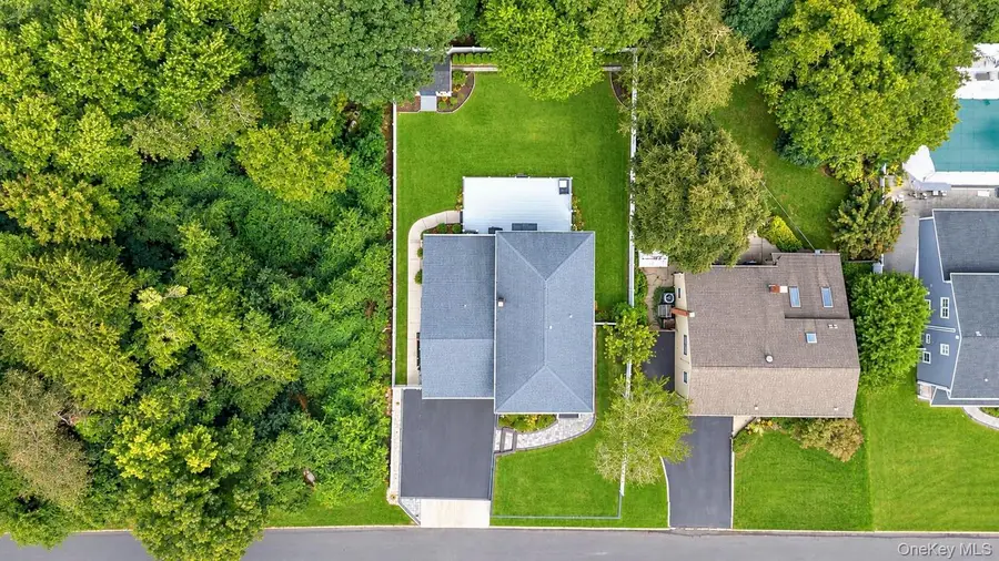 175 Stuyvesant Road, Oakdale, NY 11769 - #3