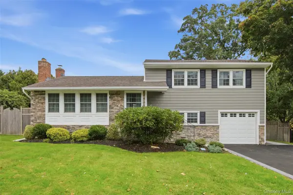 23 Apple Tree Drive, Hauppauge, NY 11788