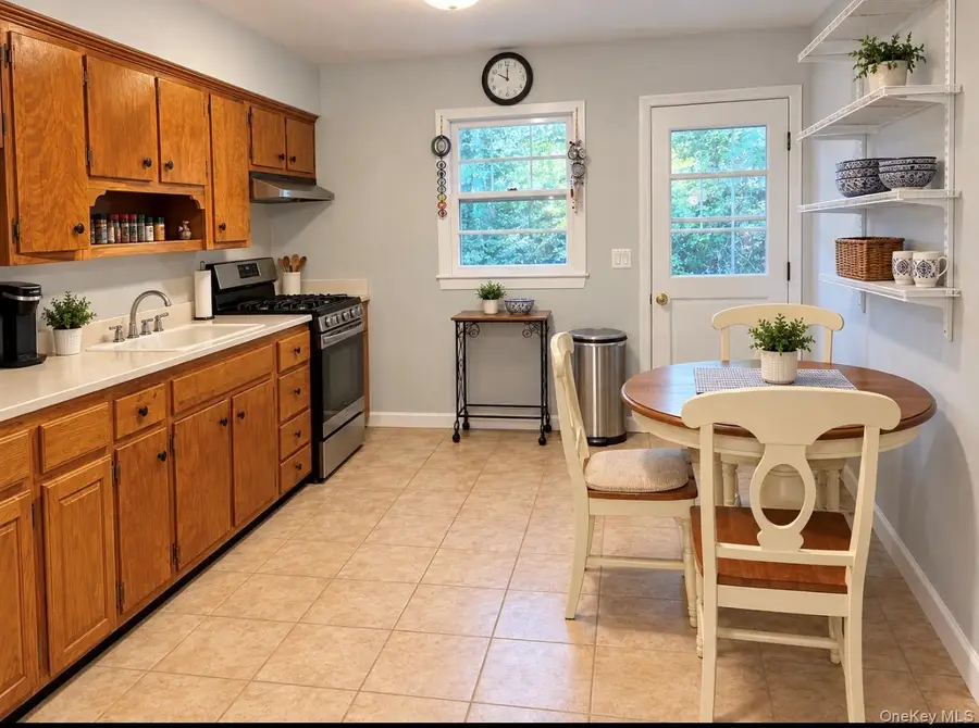 2398 River Road, Calverton, NY 11933 - #2
