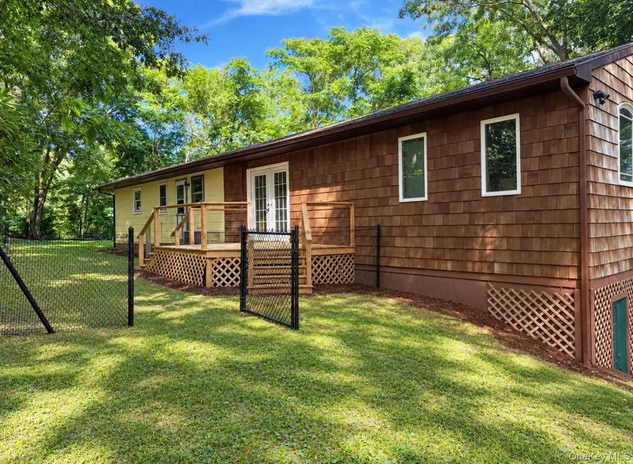2398 River Road, Calverton, NY 11933 - #3