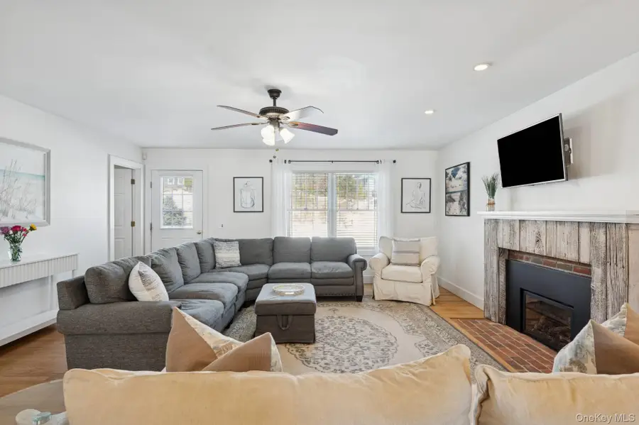 32 Sugar Loaf Road, Southampton, NY 11968 - #2