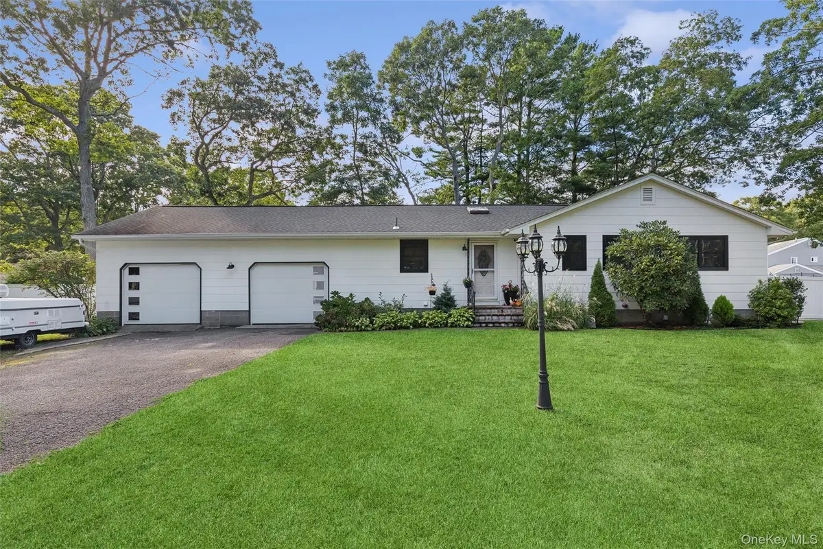 38 Heston Road, Shirley, NY 11967 - #1