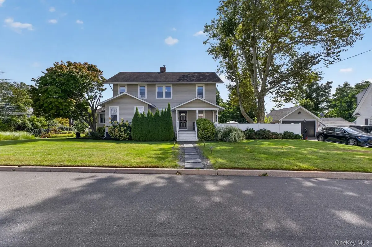 5 Franklin Avenue, Glen Cove, NY 11542 - #1