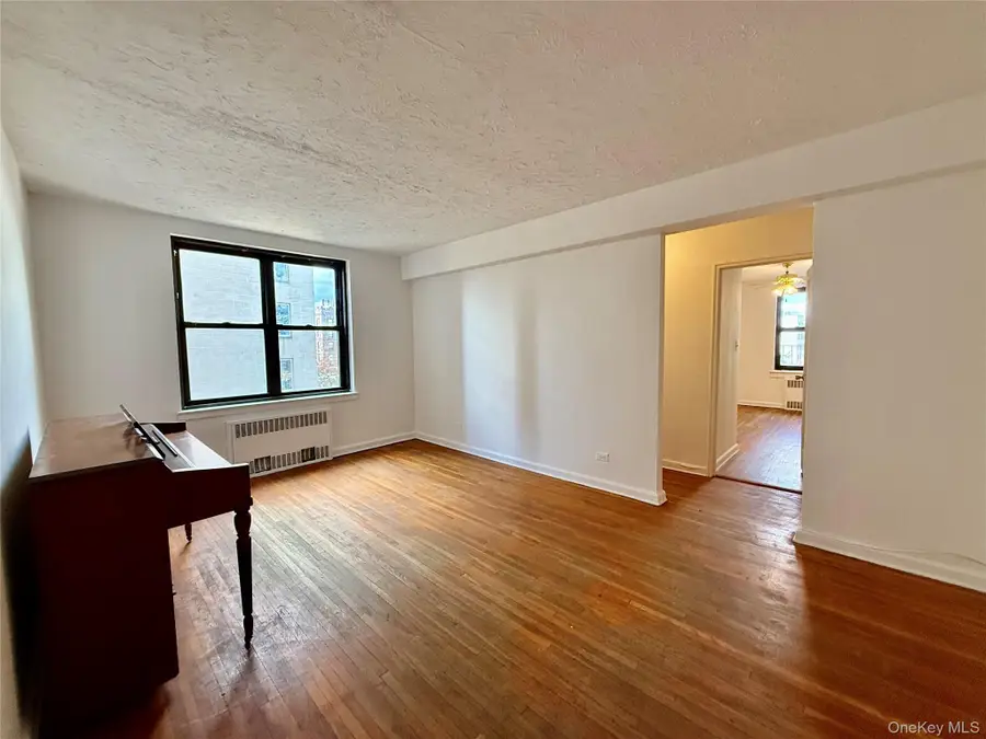 112-24 Northern Boulevard #3G, Corona, NY 11368 - #3