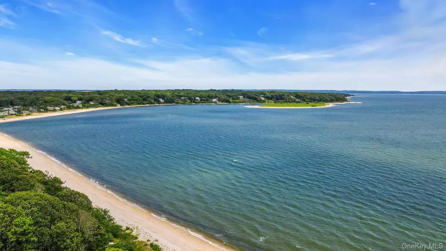 270 Pequash Avenue, Cutchogue, NY 11935 - #2