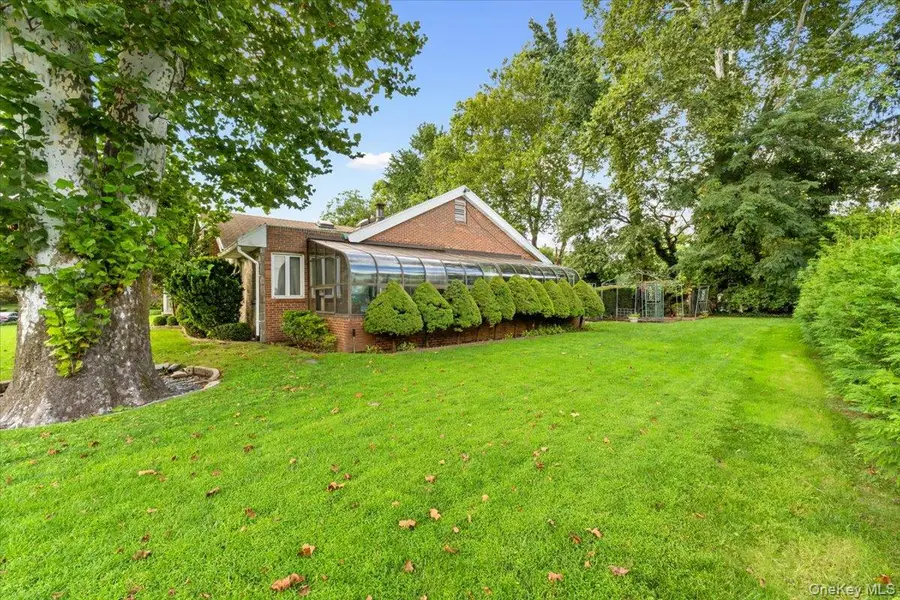 15 Hillcrest Drive, Great Neck, NY 11021 - #3