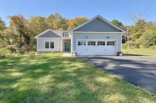 221 Maple Avenue, Monroe, NY 10950