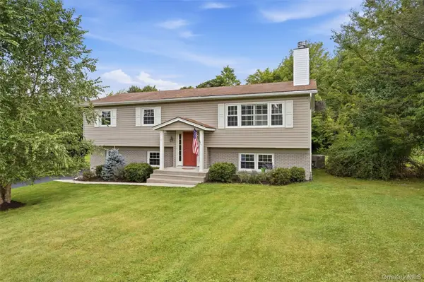 17 High Hill Avenue, Warwick, NY 10990