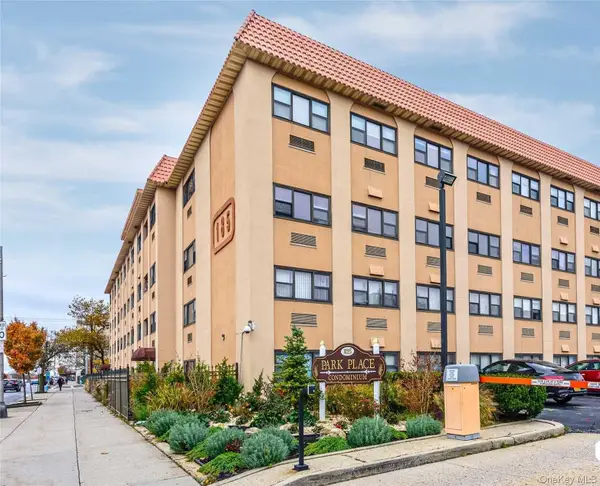 185 W Park Avenue #200, Long Beach, NY 11561