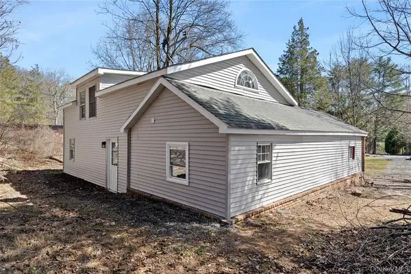 17 Helm Street, Wurtsboro, NY 12790